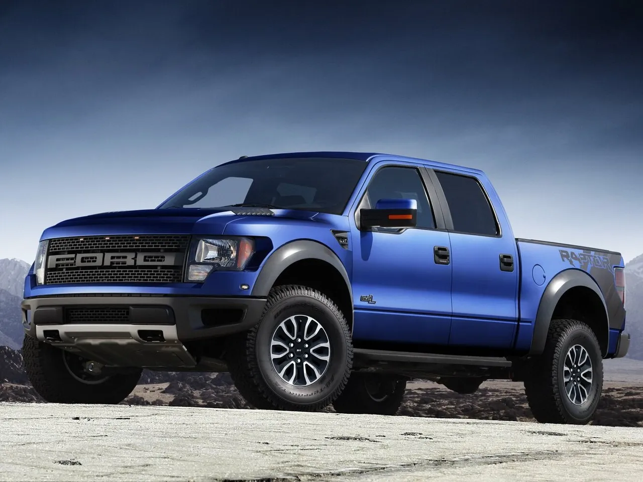 XII Пікап, подвійна кабіна Raptor CrewCab