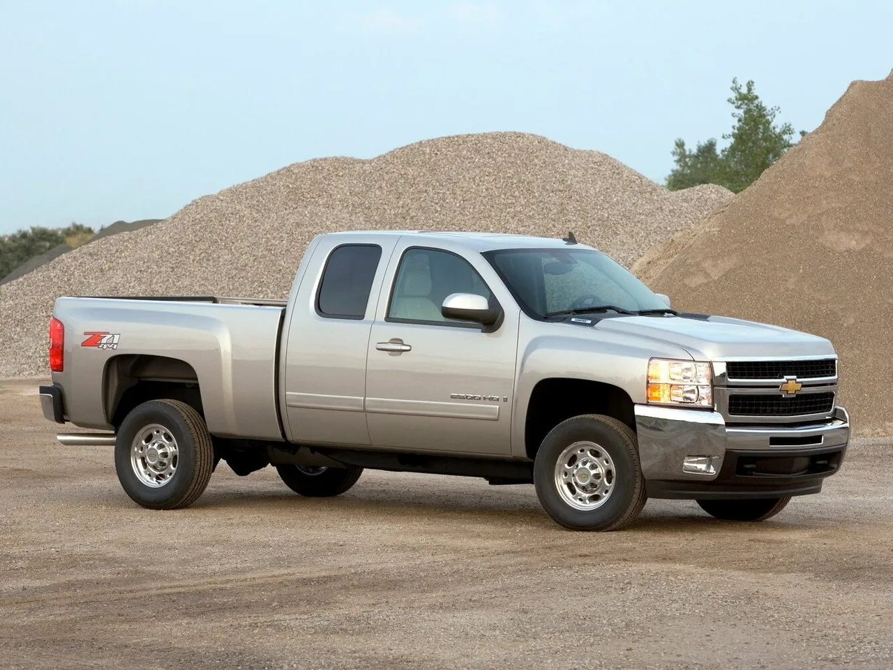 II (GMT900) Пікап, півторна кабіна Extended Cab