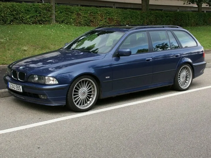 E39 Універсал 5 дв.