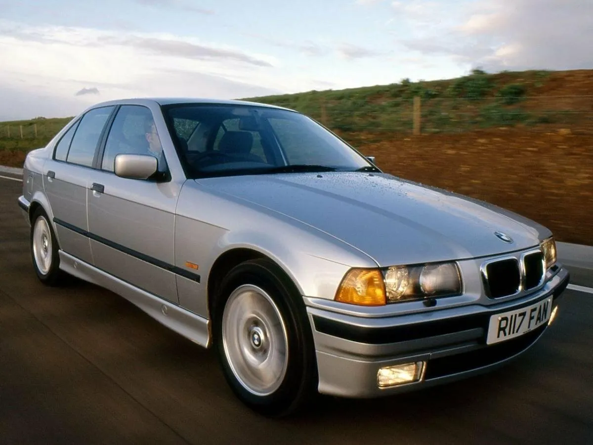 E36 Седан