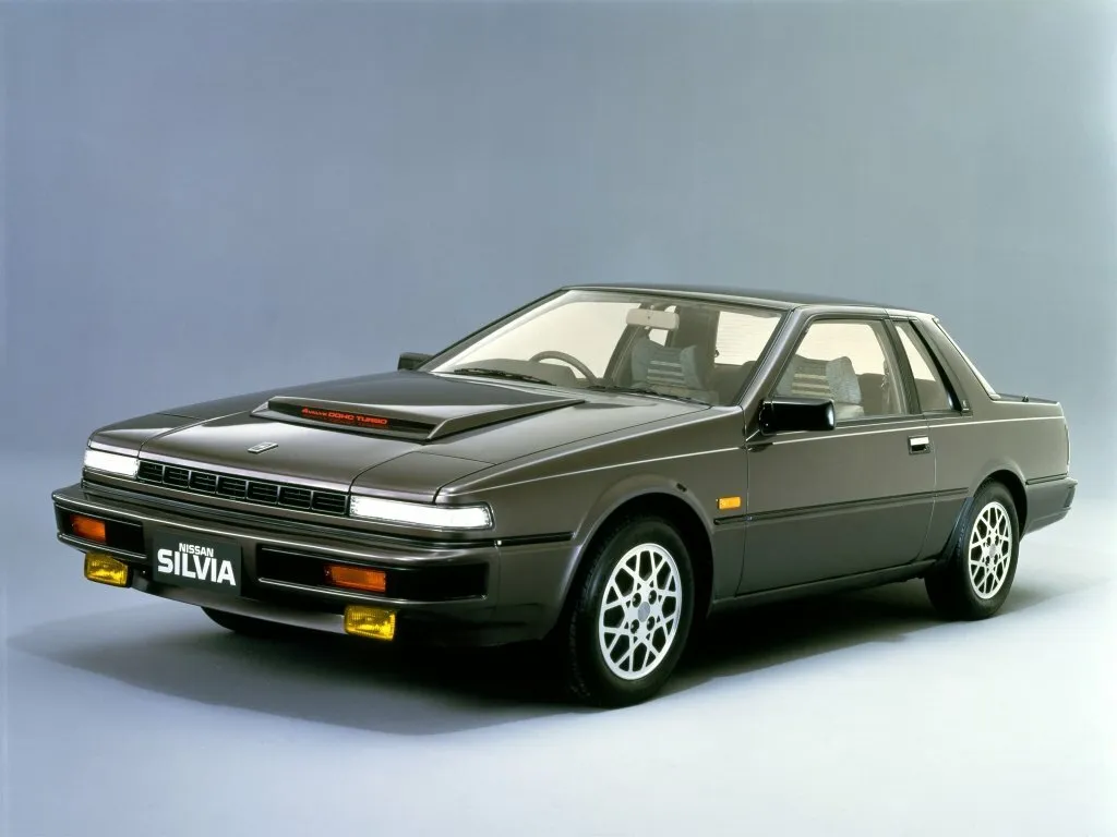 IV (S12) Купе