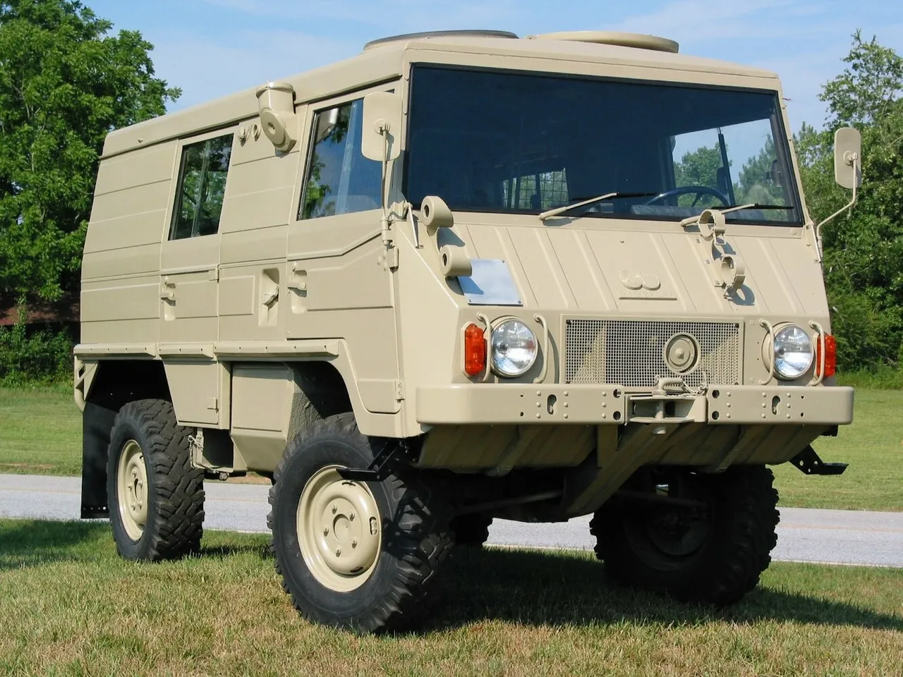 710 Позашляховик відкритий