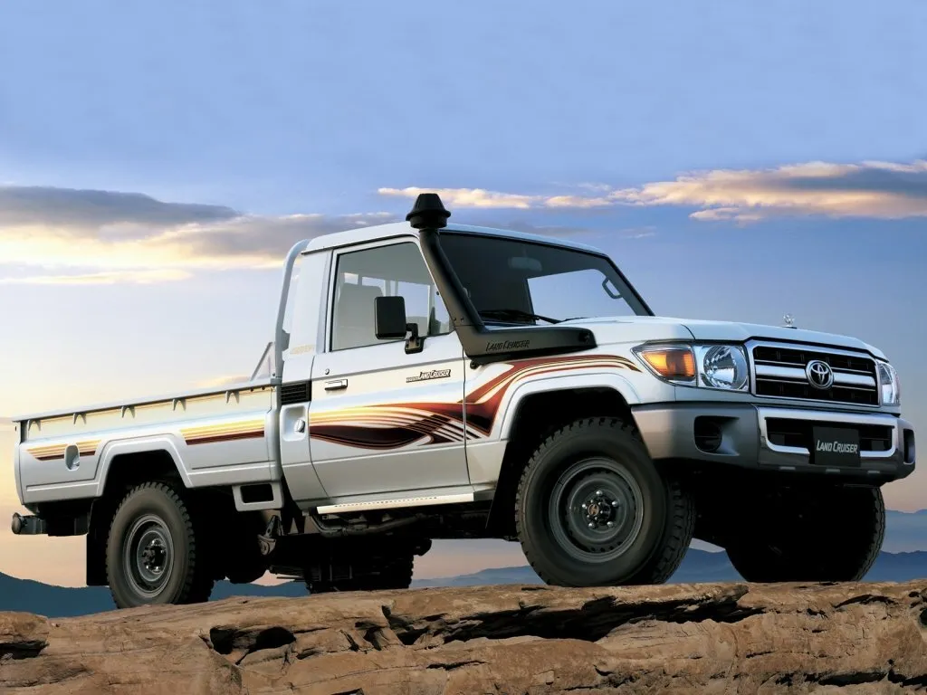 70 Series Рестайлінг 1 Пікап, одинарна кабіна