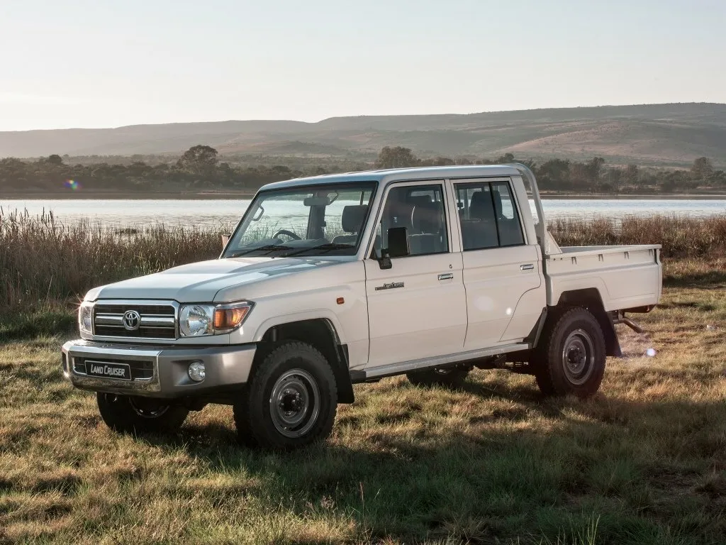 70 Series Рестайлінг 1 Пікап, подвійна кабіна