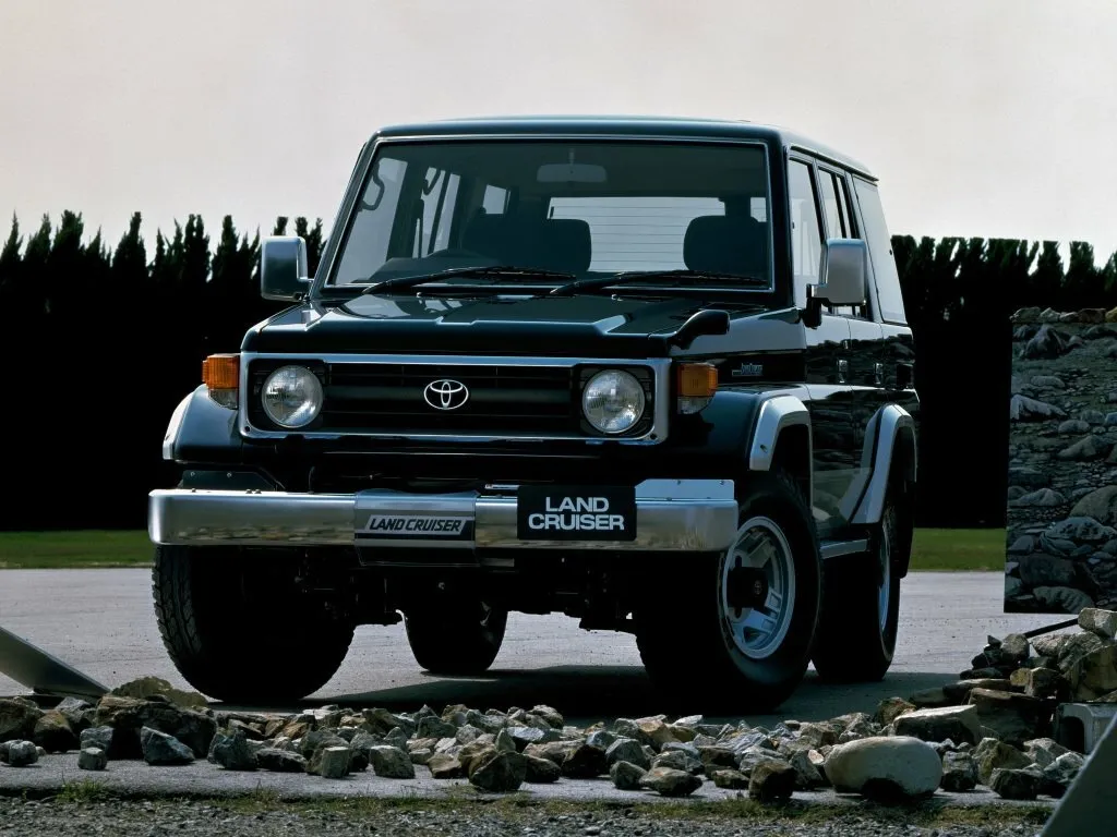 70 Series Позашляховик 5 дв.