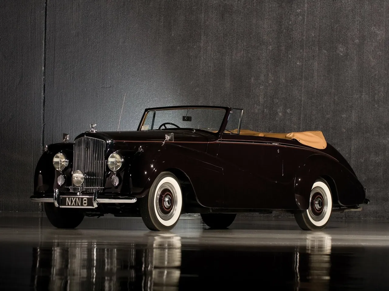— Кабріолет Drophead Coupe