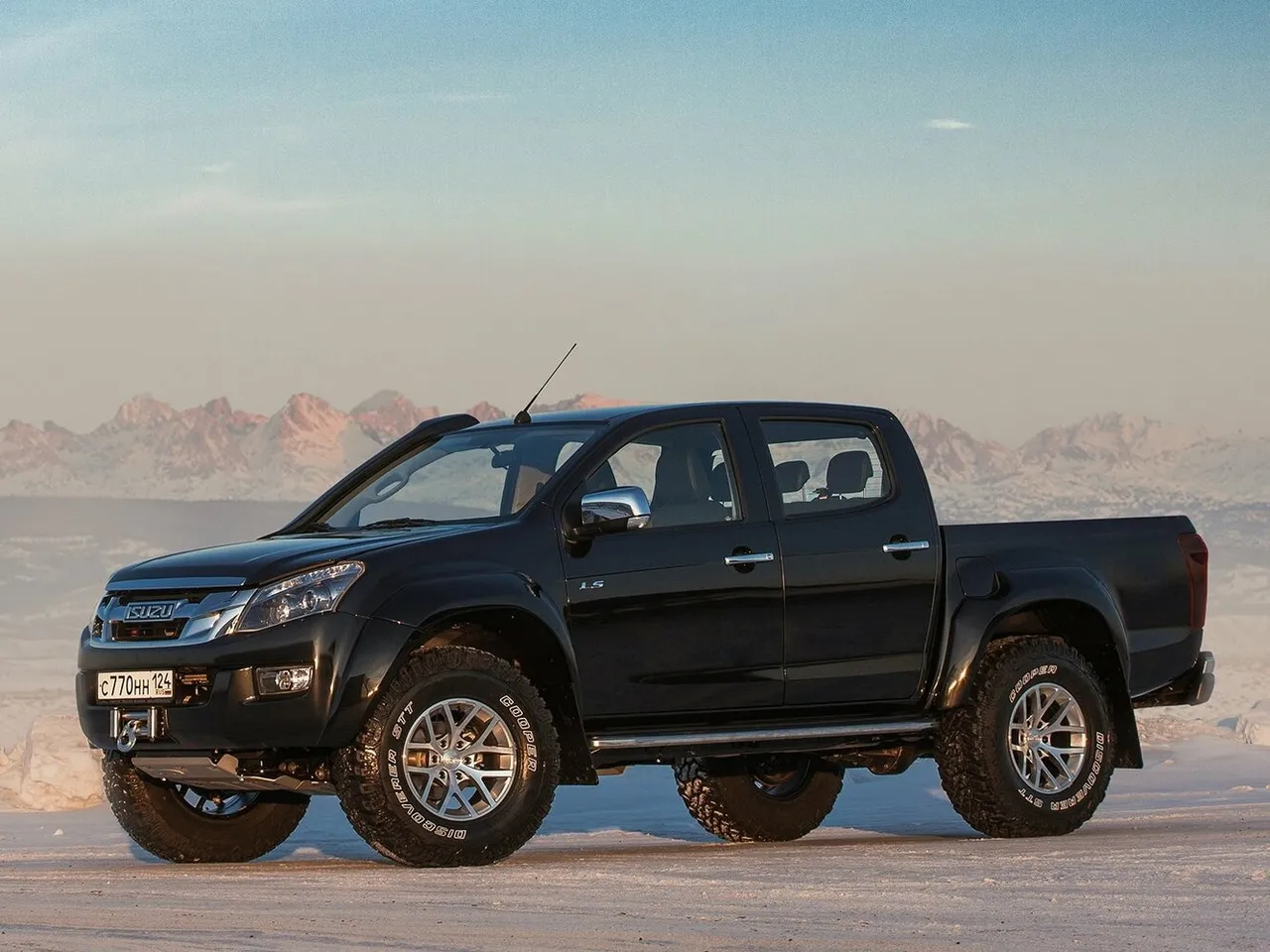 II Пікап, подвійна кабіна Arctic Trucks