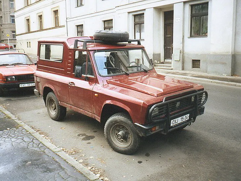 — Позашляховик 3 дв.