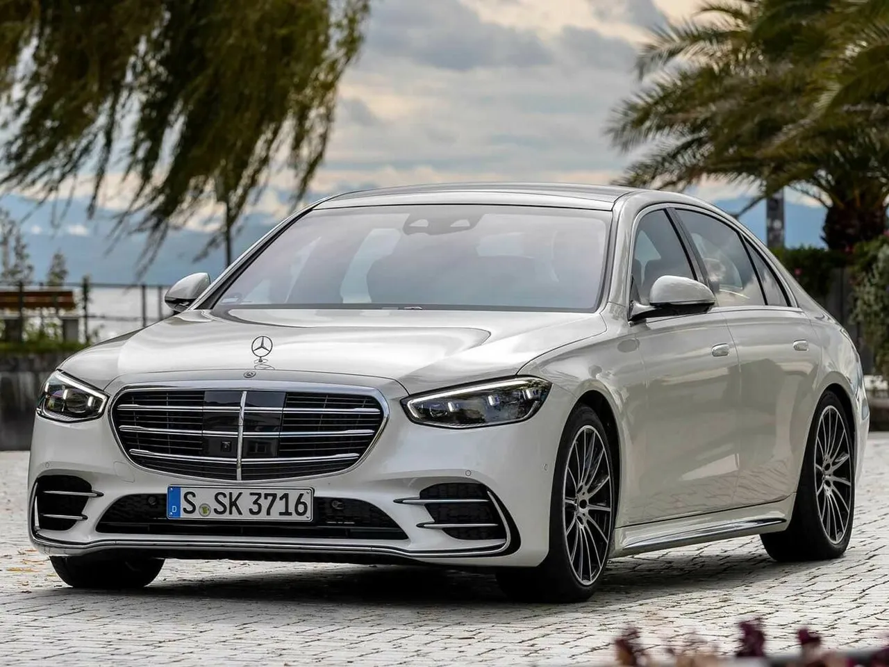 VII (W223) Седан