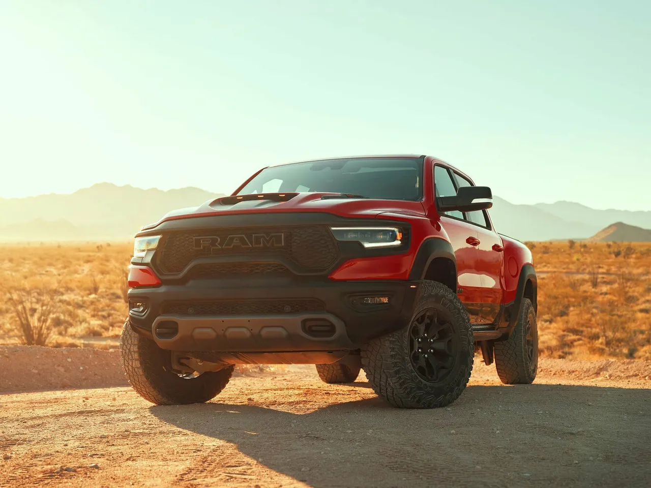 V Пікап, подвійна кабіна Crew Cab TRX