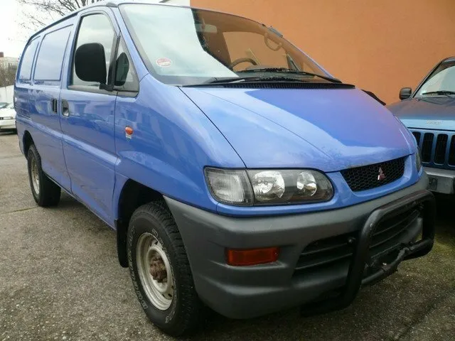 IV Фургон
