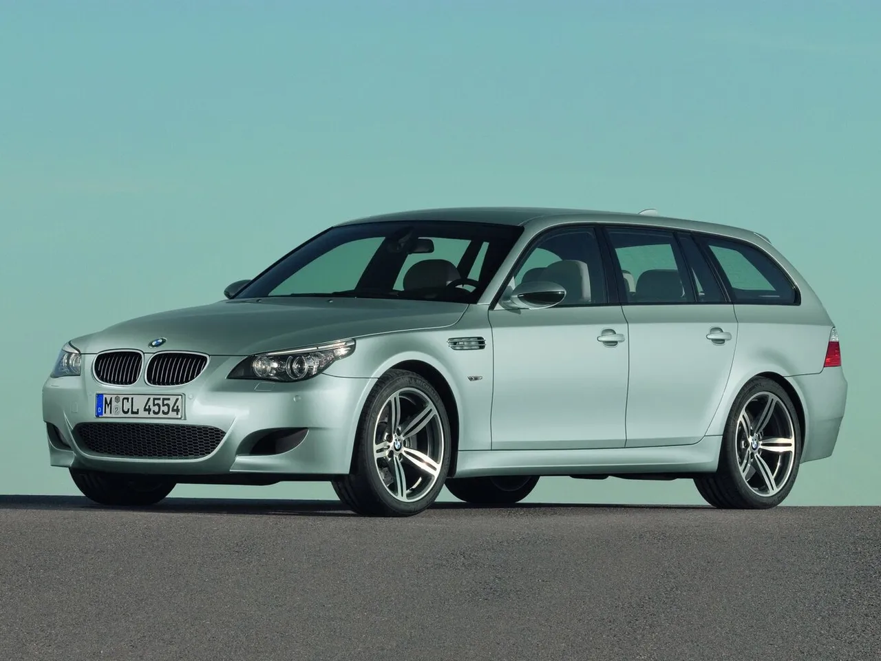 IV (E60/E61) Універсал 5 дв.