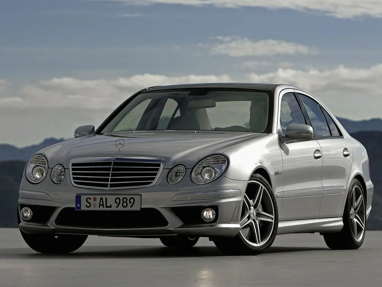 III (W211, S211) Рестайлінг Седан