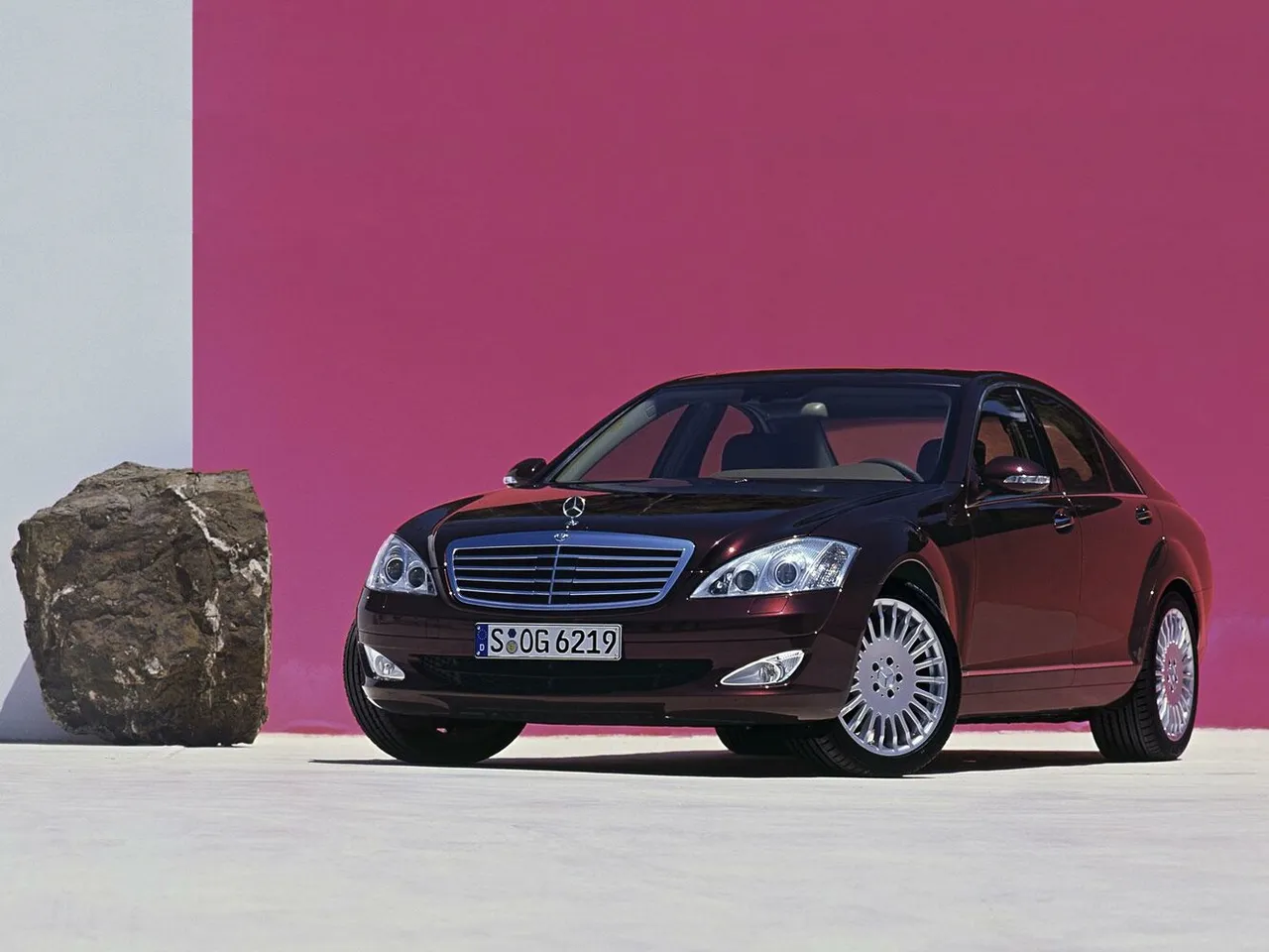 V (W221) Седан