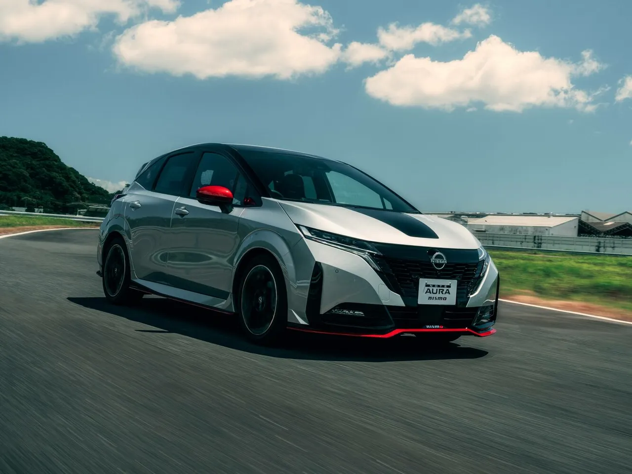 III Хетчбек 5 дв. Aura Nismo