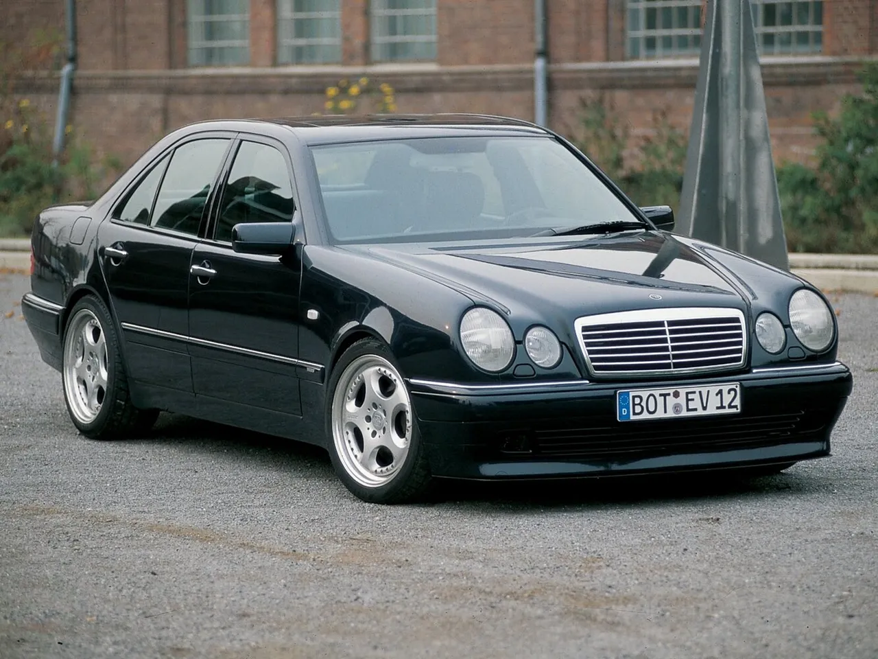 W210, S210 Седан