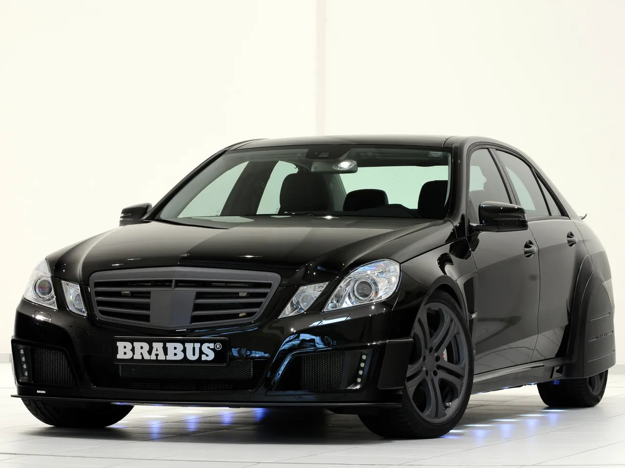W212, C207, A207 Седан