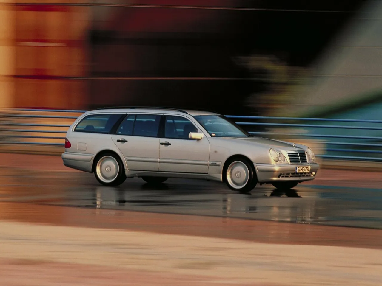 W210, S210 Універсал 5 дв.