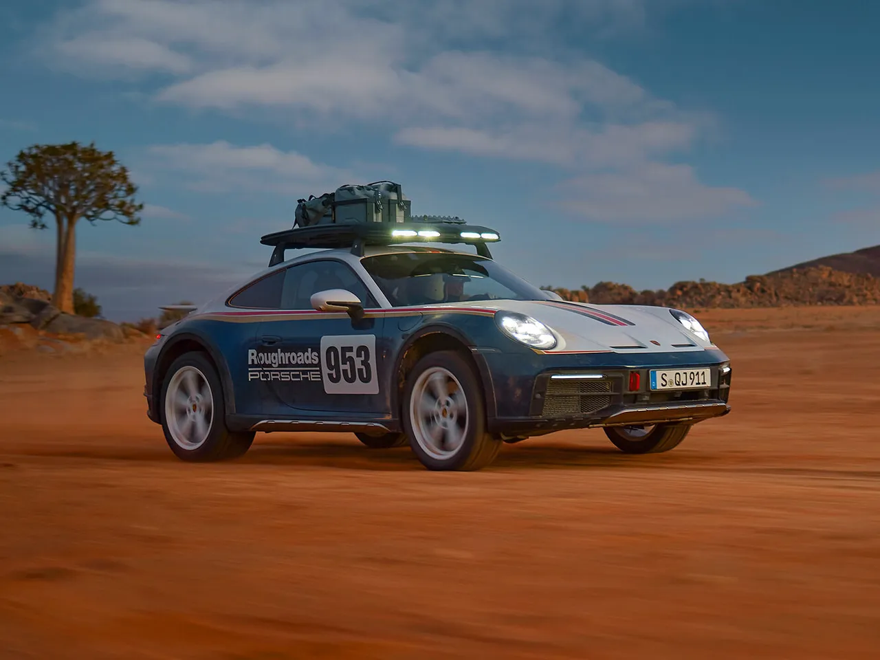 VIII (992) Купе Dakar