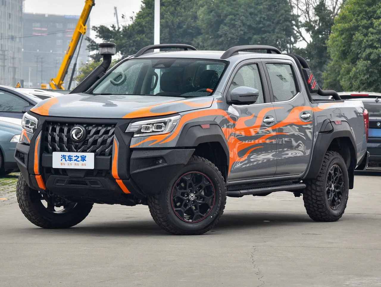 — Пікап, подвійна кабіна Tiger Roar