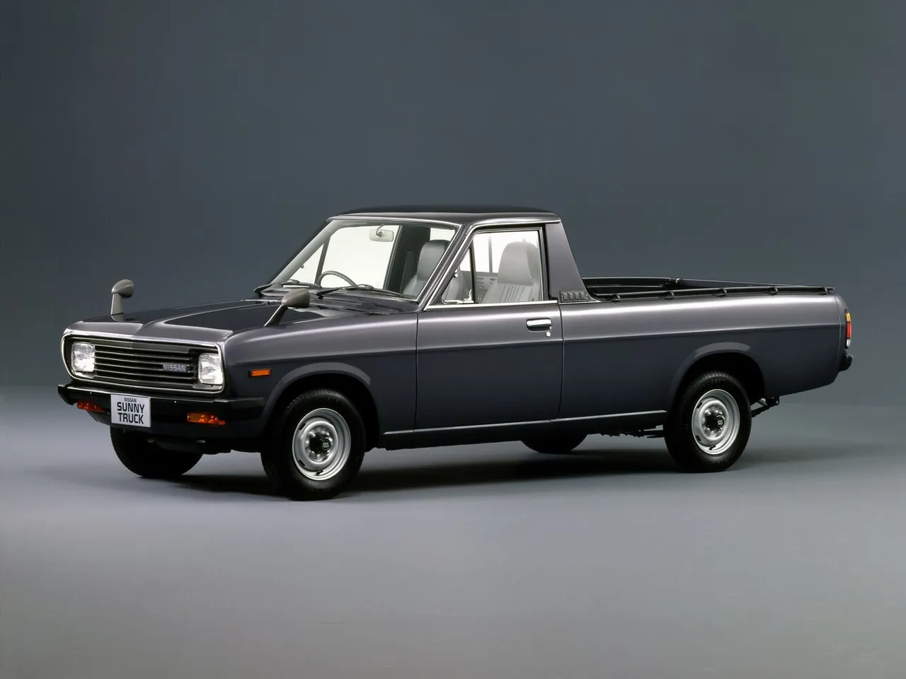 B120 Пікап, одинарна кабіна
