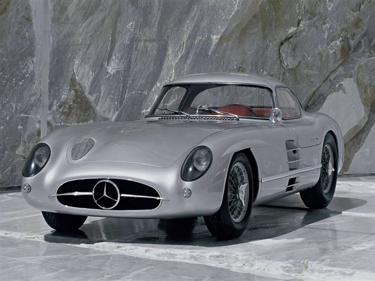 300 SLR
