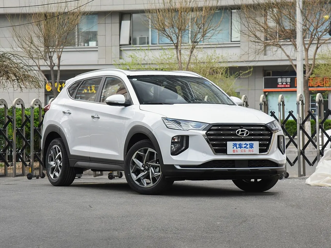 III Рестайлінг (China Market) Позашляховик 5 дв.