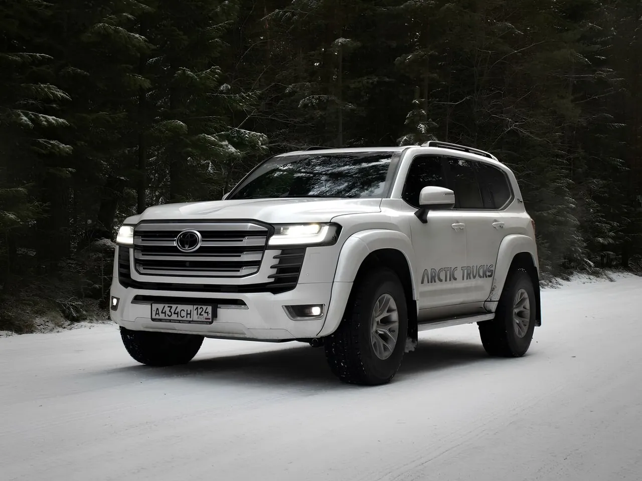 300 Series Позашляховик 5 дв. Arctic Trucks