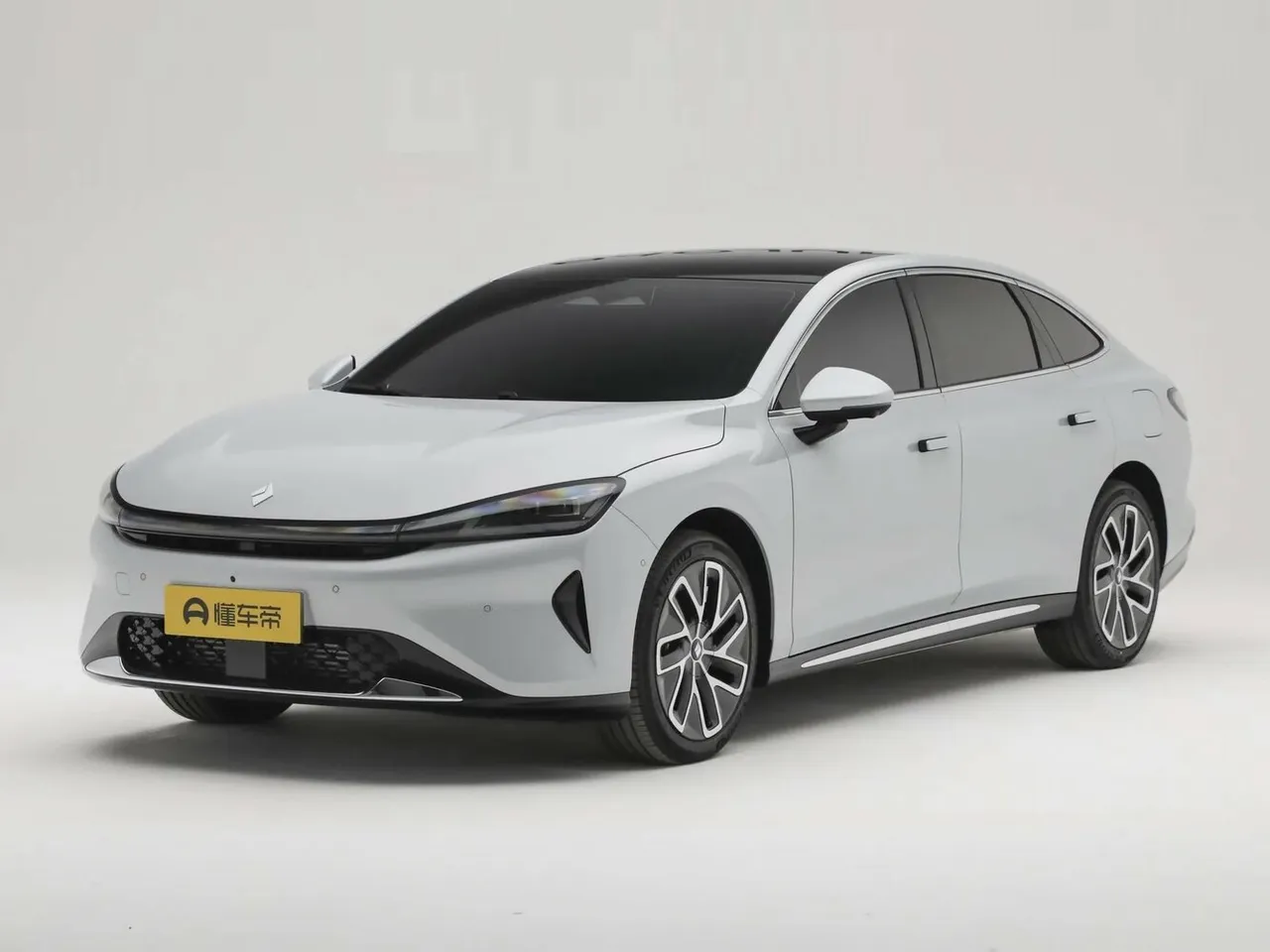 — Хетчбек 5 дв. PHEV
