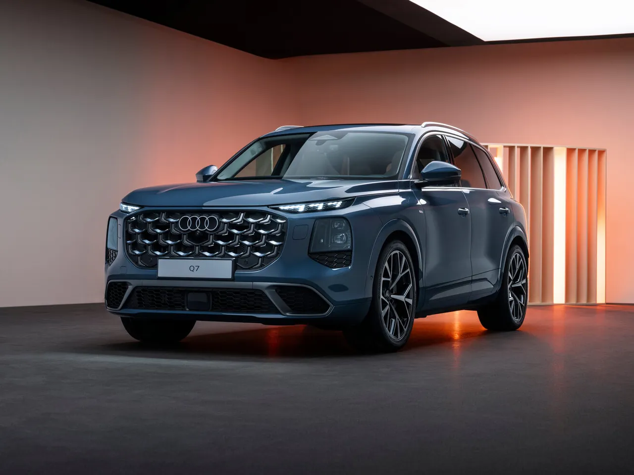 Q7