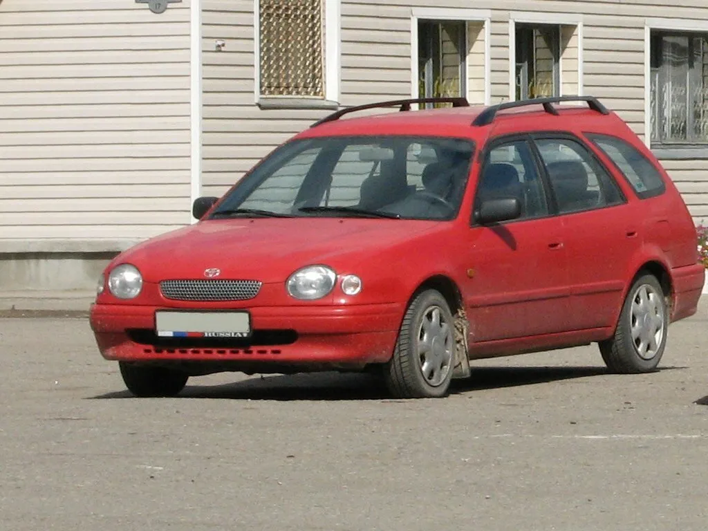 VIII (E110) Універсал 5 дв.