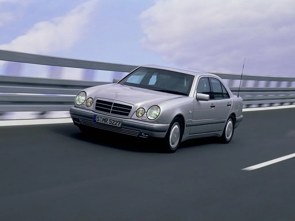 II (W210, S210) Седан