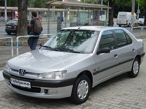 — Седан