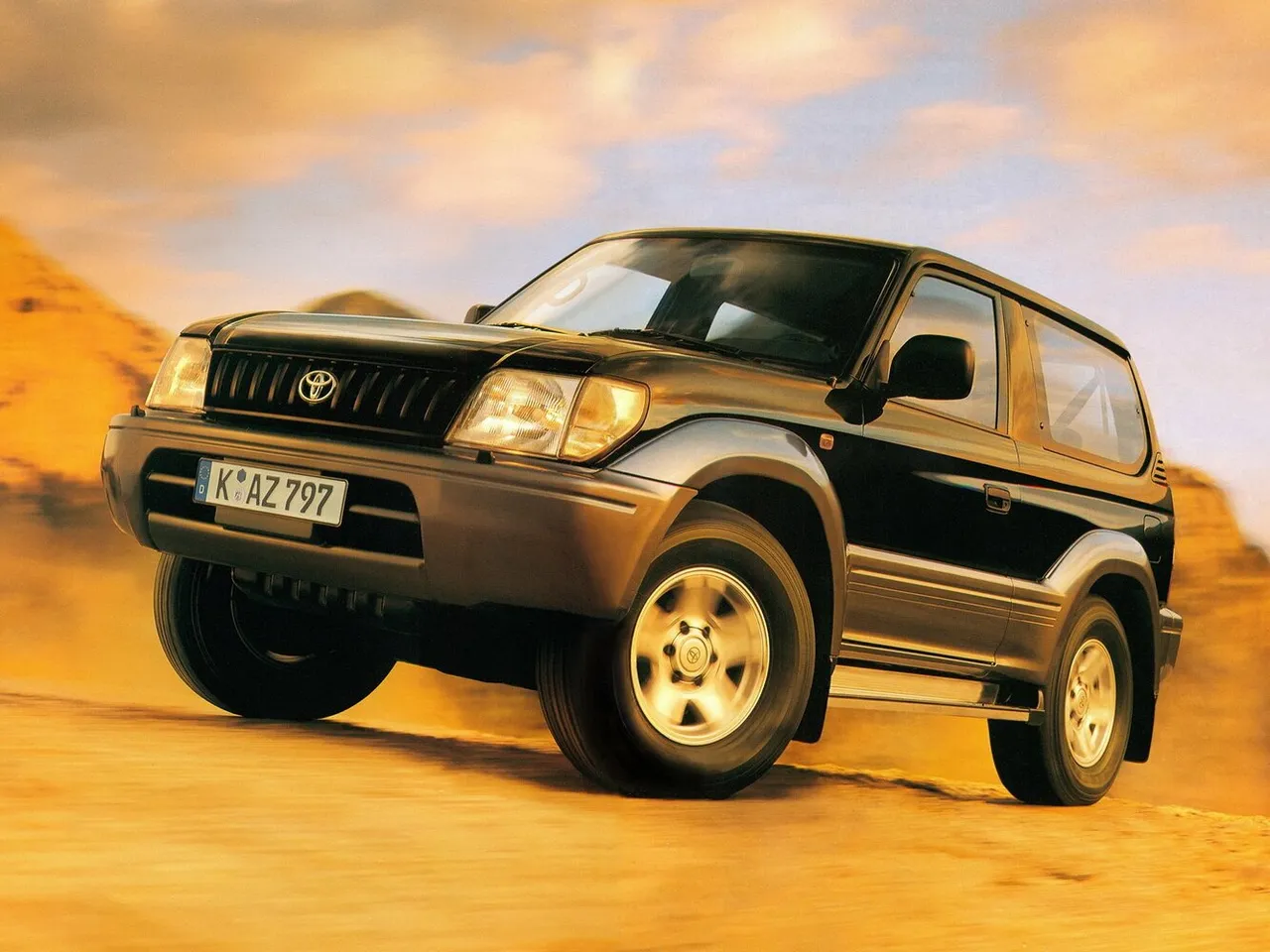 90 Series Позашляховик 3 дв.