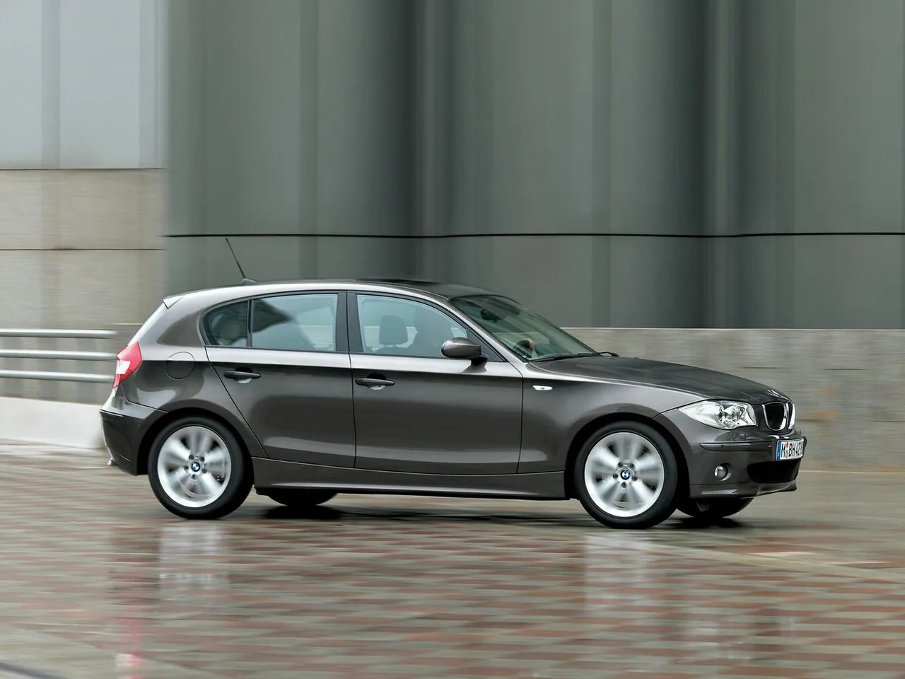 I (E81/E82/E87/E88) Хетчбек 5 дв.