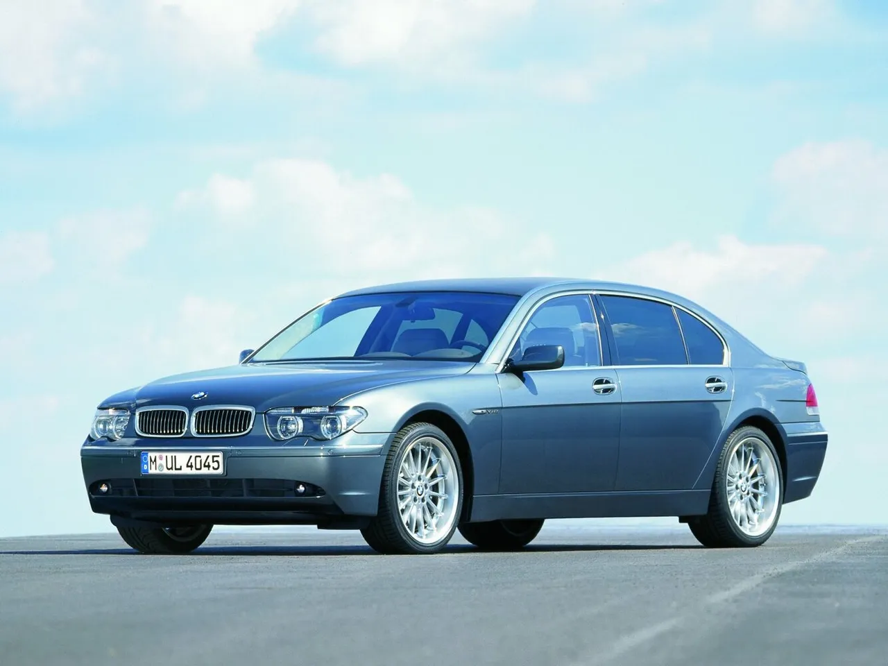 IV (E65/E66) Седан Long