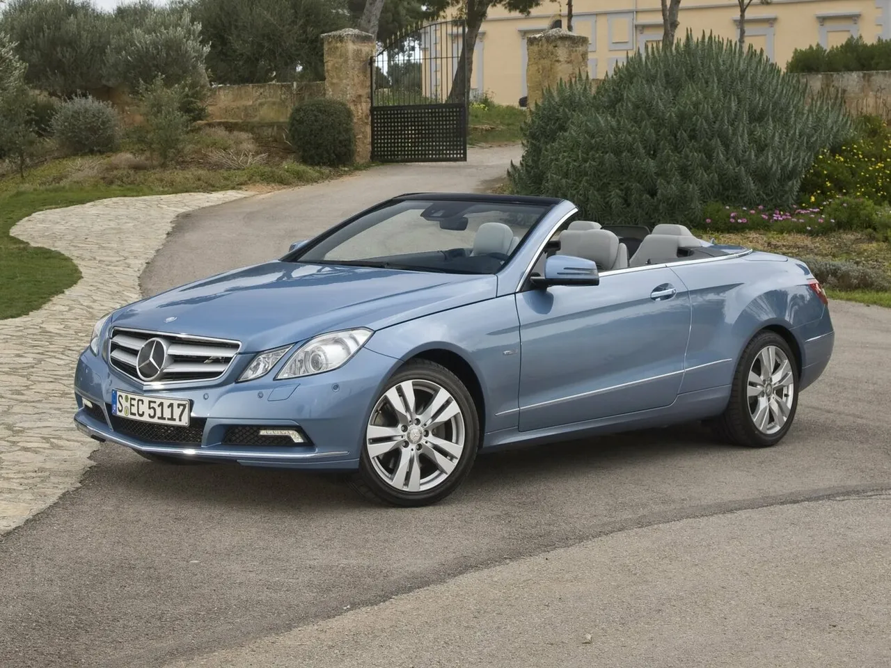 IV (W212, S212, C207) Кабріолет