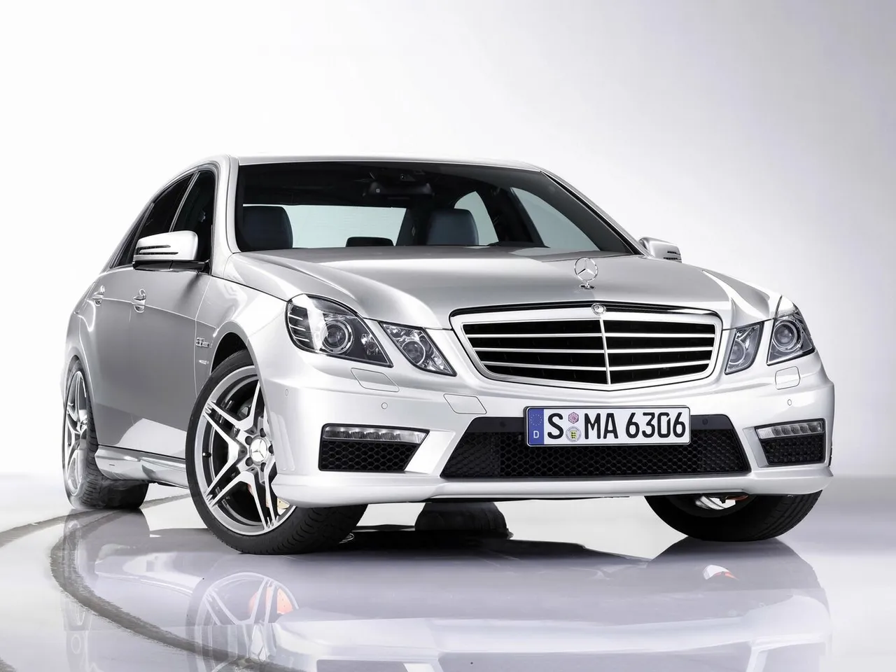 IV (W212, S212) Седан