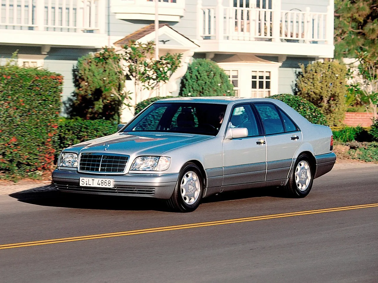 III (W140) Седан