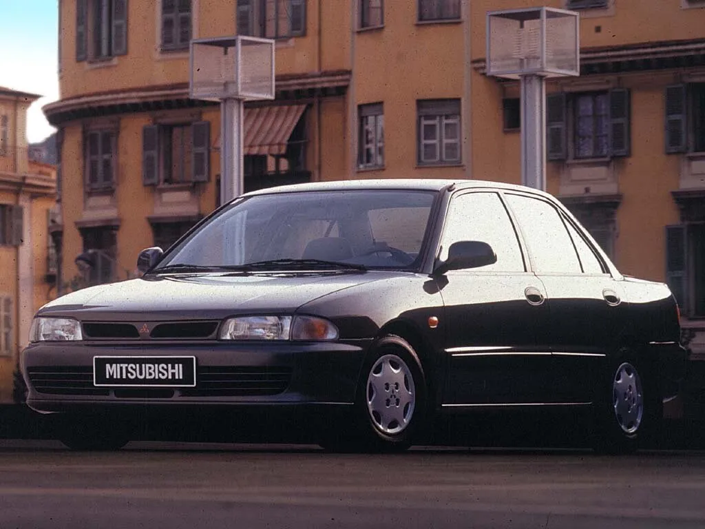 VI Седан