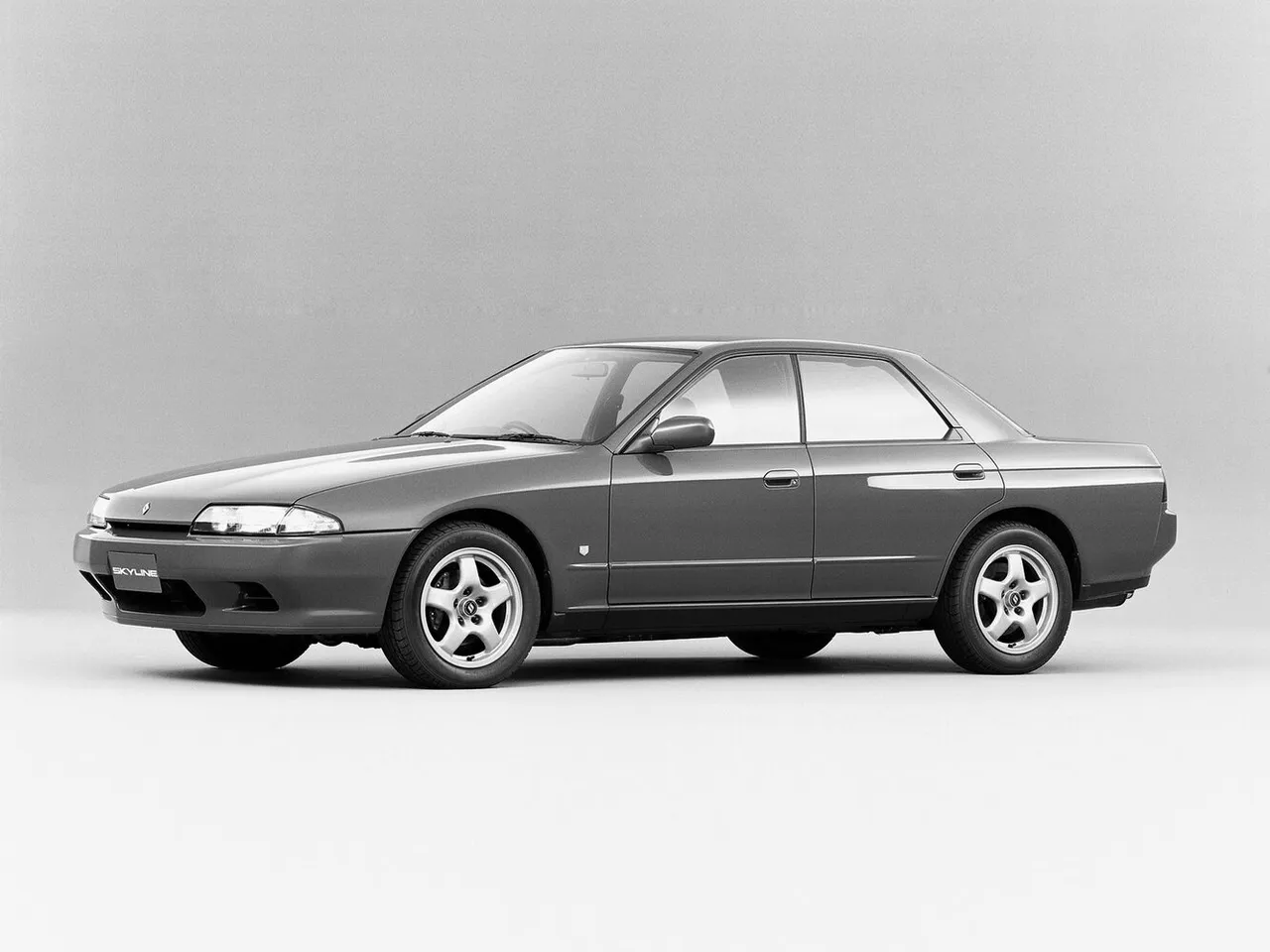 VIII (R32) Седан
