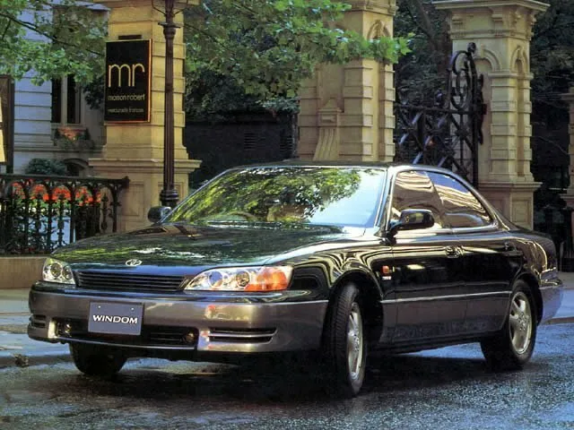 I (XV10) Седан
