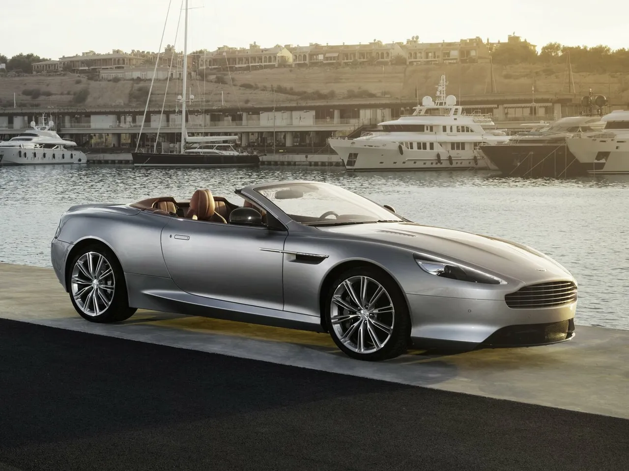 DB9