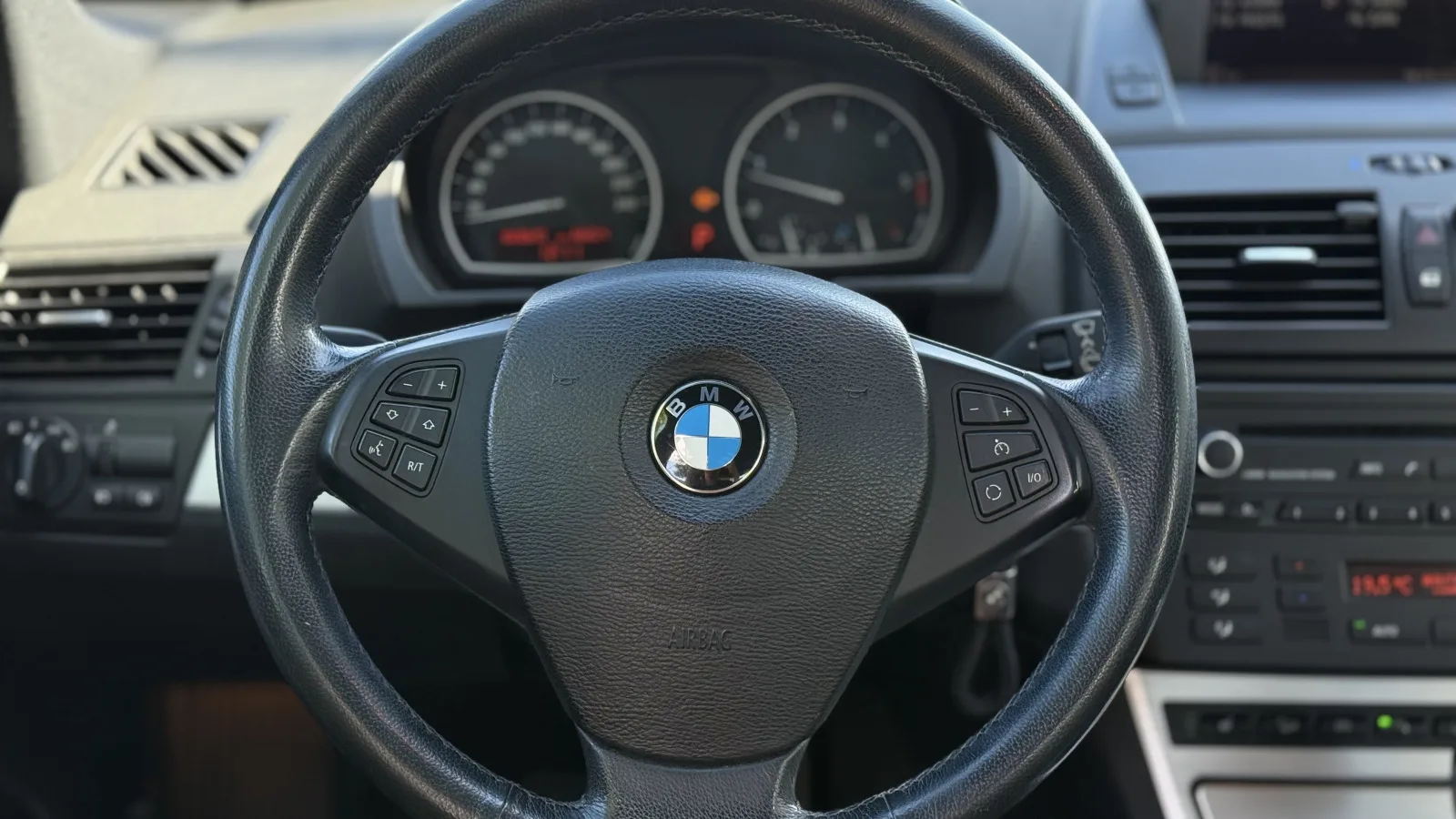 BMW X3 2010 — фото 11